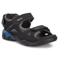 Ecco Sandaler-Biom Raft Børnesandal Black / Blue Sporty sandal i et smart design fra Ecco. Ecco Biom Raft sandal er lavet så den er utrolig let, og giver rigtig god støtte med dens ydersål lavet af PU. Der er tre velcro remme i sandalen, så man tilpasse den lige efter fodens form. En sandal med mange gode detaljer, bl.a.:- Tre justerbar velcro remme - Lavet af letvægts materialer - Ikke noget læder, så man kan gå på stranden med den- Natural Biom Motion teknologi anvendt- Ydersål i slidstærkt materiale Detaljer