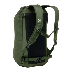 Haglöfs Rygsække|Udstyr-Corker Large - Seawead Green  Seawead GreenVægt: 678 gramVolumen: 24 literMål LxDxB: 49 x 30x 20En innovativt designet og karakteristisk dagtursrygsæk i høj kvalitet til unge eventyrere. Fremstillet af genanvendte, beskyttende stoffer. Indholdet i Corker er let at komme til via en smart, stor åbning i siden, der giver god adgang til - og et let overblik over - alt, hvad der er pakket ned i den. Robust opbygning, der forhindrer rygsækken i at falde sammen.Specifikationer:- 100% genanvendt hovedbestanddel, vejrbestandigt og meget holdbart stof- Stor åbning i siderummet, der giver god adgang og overblik over indholdet- En mindre lynlåslomme inde i hovedrummet- Box-facon: forhindrer rygsækken i at falde sammen- Navn og adresselabel trykt indvendigt i rygsækken- En strækbar sidelomme, der kan udvides, til vandflaske eller ekstra udstyr- Anatomisk formede skulderremme Brystrem med brudsikkert sikkerhedsspænde- Ekstern strop for lettere adgang til ting såsom tøj- Reflekslogo for god synlighed- Store lynlåsstrop, der er lette at få fat i- Håndtag i toppen, der er let at gribe fat i- Overfladerne er imprægneret med DWR uden fluorocarbon: hjælper med at holde vand og smuds borteDetaljer