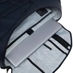 Haglöfs Rygsække|Udstyr-Corker Large - True Black True BlackVægt: 678 gramVolumen: 24 literMål LxDxB: 49 x 30x 20En innovativt designet og karakteristisk dagtursrygsæk i høj kvalitet til unge eventyrere. Fremstillet af genanvendte, beskyttende stoffer. Indholdet i Corker er let at komme til via en smart, stor åbning i siden, der giver god adgang til - og et let overblik over - alt, hvad der er pakket ned i den. Robust opbygning, der forhindrer rygsækken i at falde sammen.Specifikationer:- 100% genanvendt hovedbestanddel, vejrbestandigt og meget holdbart stof- Stor åbning i siderummet, der giver god adgang og overblik over indholdet- En mindre lynlåslomme inde i hovedrummet- Box-facon: forhindrer rygsækken i at falde sammen- Navn og adresselabel trykt indvendigt i rygsækken- En strækbar sidelomme, der kan udvides, til vandflaske eller ekstra udstyr- Anatomisk formede skulderremme Brystrem med brudsikkert sikkerhedsspænde- Ekstern strop for lettere adgang til ting såsom tøj- Reflekslogo for god synlighed- Store lynlåsstrop, der er lette at få fat i- Håndtag i toppen, der er let at gribe fat i- Overfladerne er imprægneret med DWR uden fluorocarbon: hjælper med at holde vand og smuds borteDetaljer