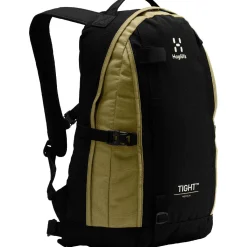 Haglöfs Rygsække|Tasker Og Rygsække-Tight Rygsæk Medium, olive green True black / Olive GreenVolume: ca. 20 literMål: (højde x dybde x bredde): 50x23x29 cmVægt: ca. 525 gDen populære Tight rygsæk fra Haglöfs er tilbage i en opdateret version. Haglöfs kombinerer genanvendte materialer med et markant, ikonisk design.