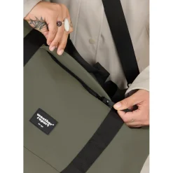 Weather Report Duffelbags|Sportstasker-Bronze PU 40L DuffelBag  3247 Cypress